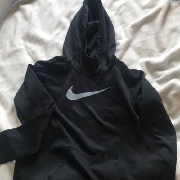Nike dry fit hoodie//kid xl - Picture 1 of 1
